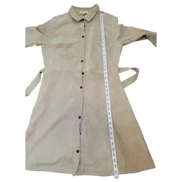 Love Crazy Corduroy Button Down Belted Long Sleeve Dress Tan Size M Winter Fall - Picture 9 of 11